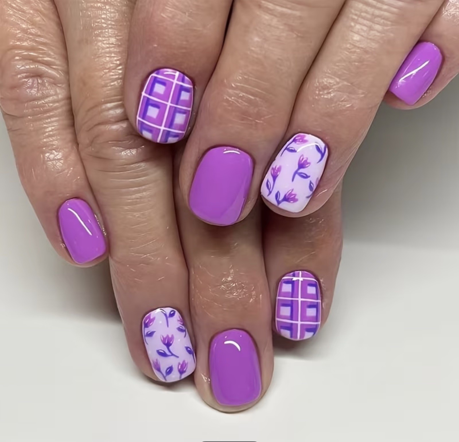 60+ Pairs of New Press-On Nails
