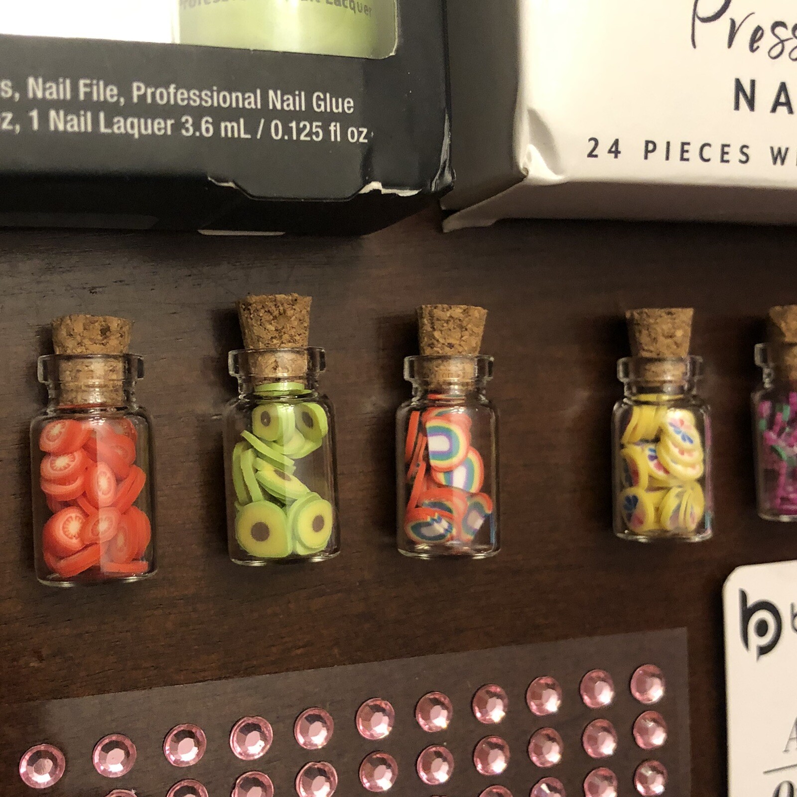 NAIL ART LOT 4X PRESS ON NAILS Adhesive Gems Food Miniatures Acrylic Jewels Jars