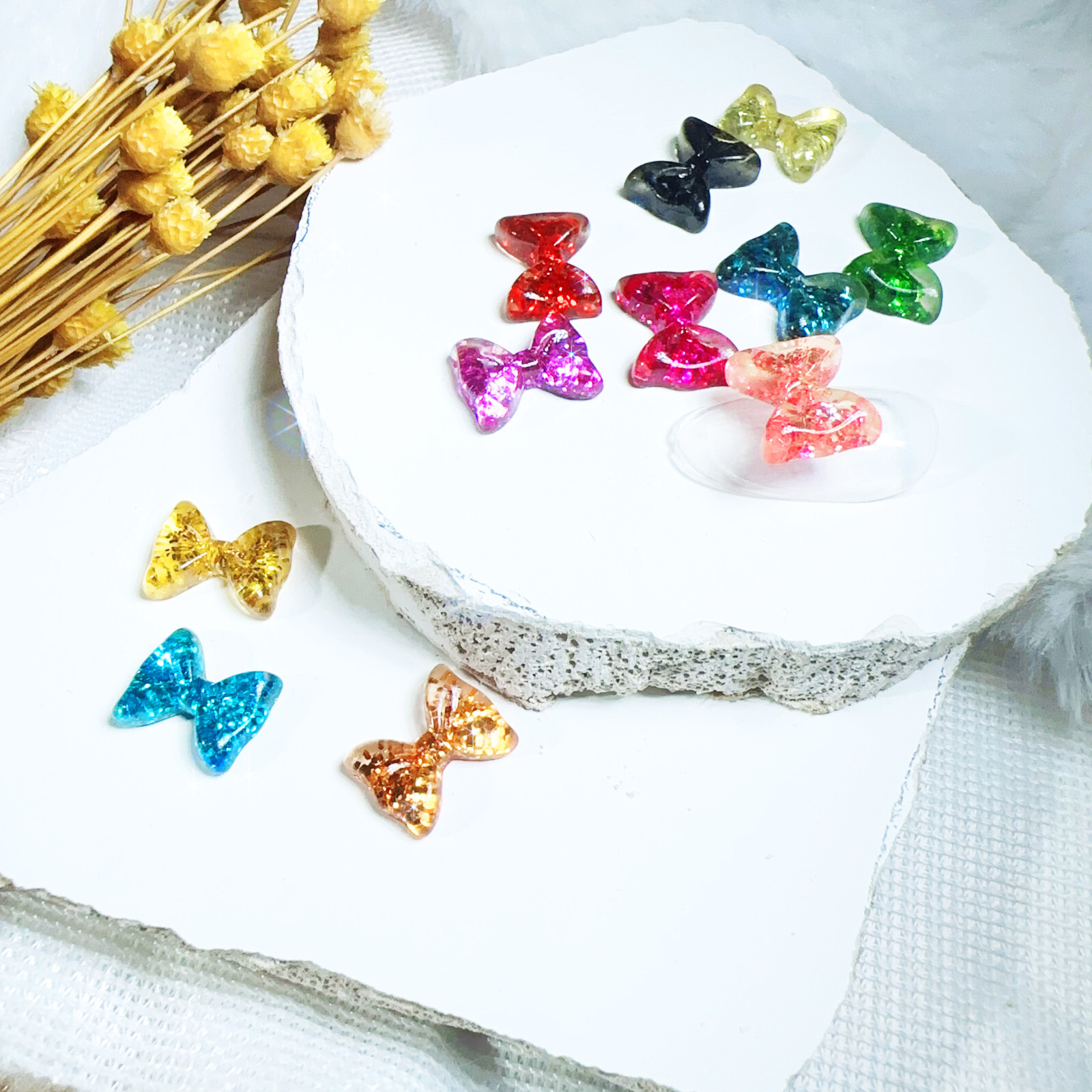 40pcs Mixed 3D Bowknot Resin Nail Art with Glitter DIY Nail Art Decoration