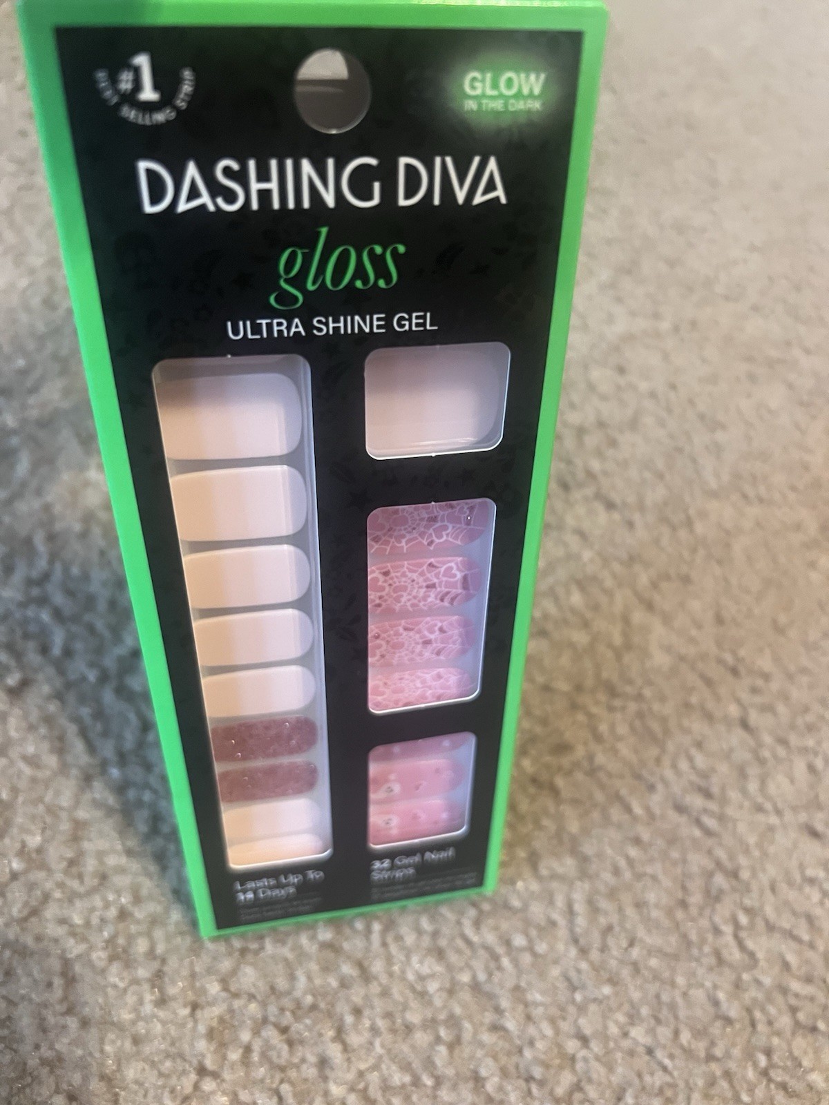 2x – Dashing Diva Gloss Glow Ultra Shine Gel Palette 32 Nail Strips Halloween