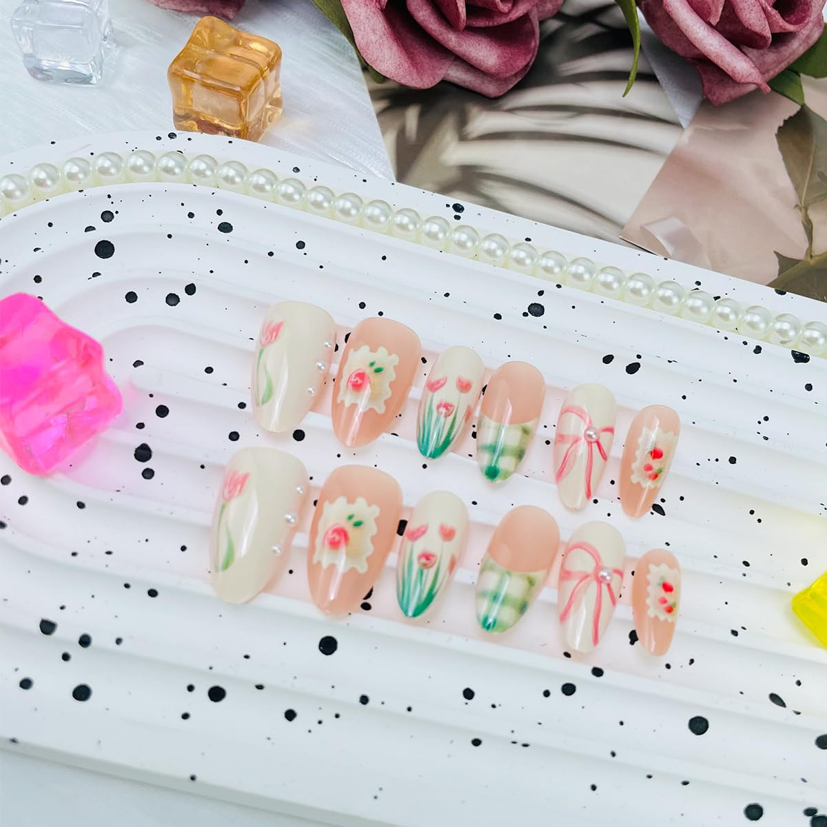 Cute Spring Press on Nails Almond Shape Medium Fake Nails with Small Flower Stra