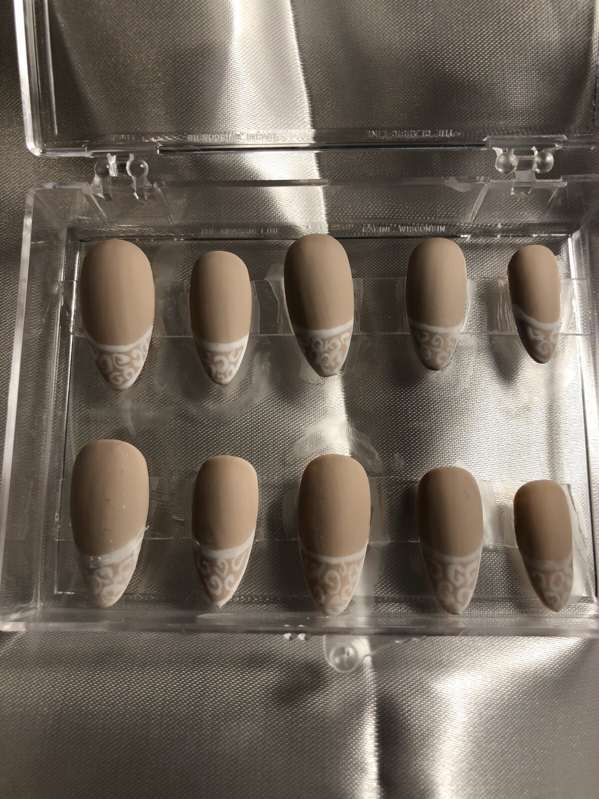 Z Nailz! Gorgeous set of Handcrafted/Homemade Press On Nails