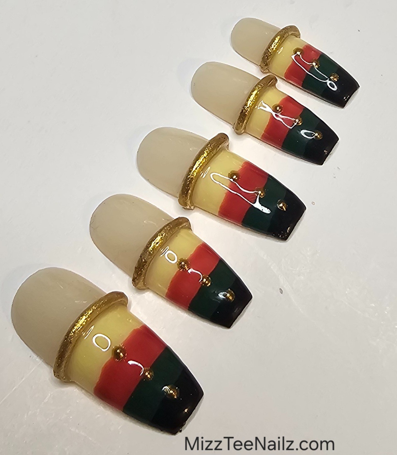 Press-On Nail Set #102: Black Pride 1