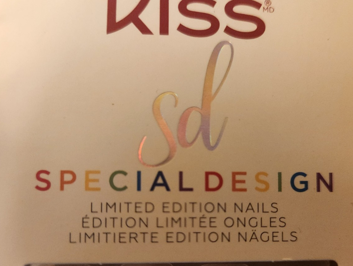 Kiss Special Design Limited Edition Just Love Pride False Nails – 28ct.