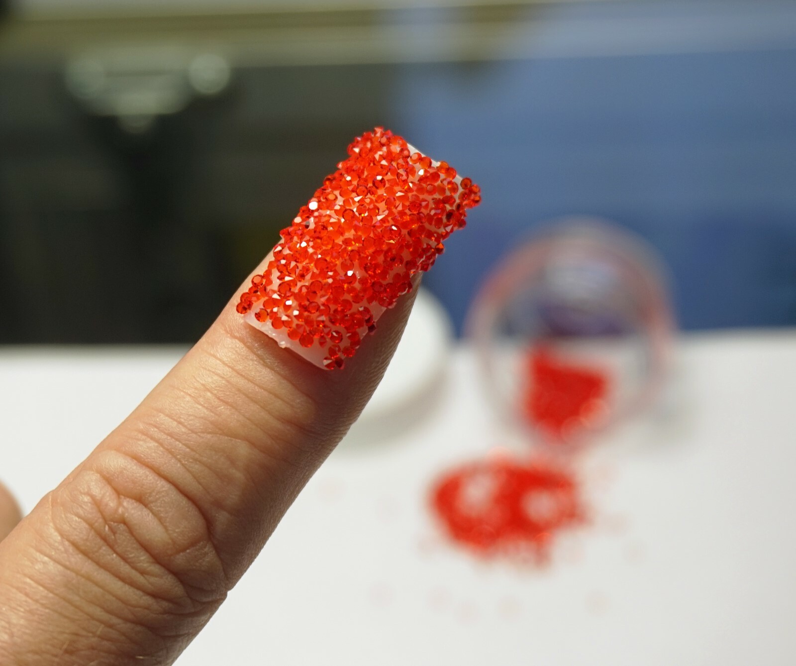 RED PREMIUM CRYSTALS FOR NAILS 1000 Pixie Crystals Nail Art Small Gift For Women