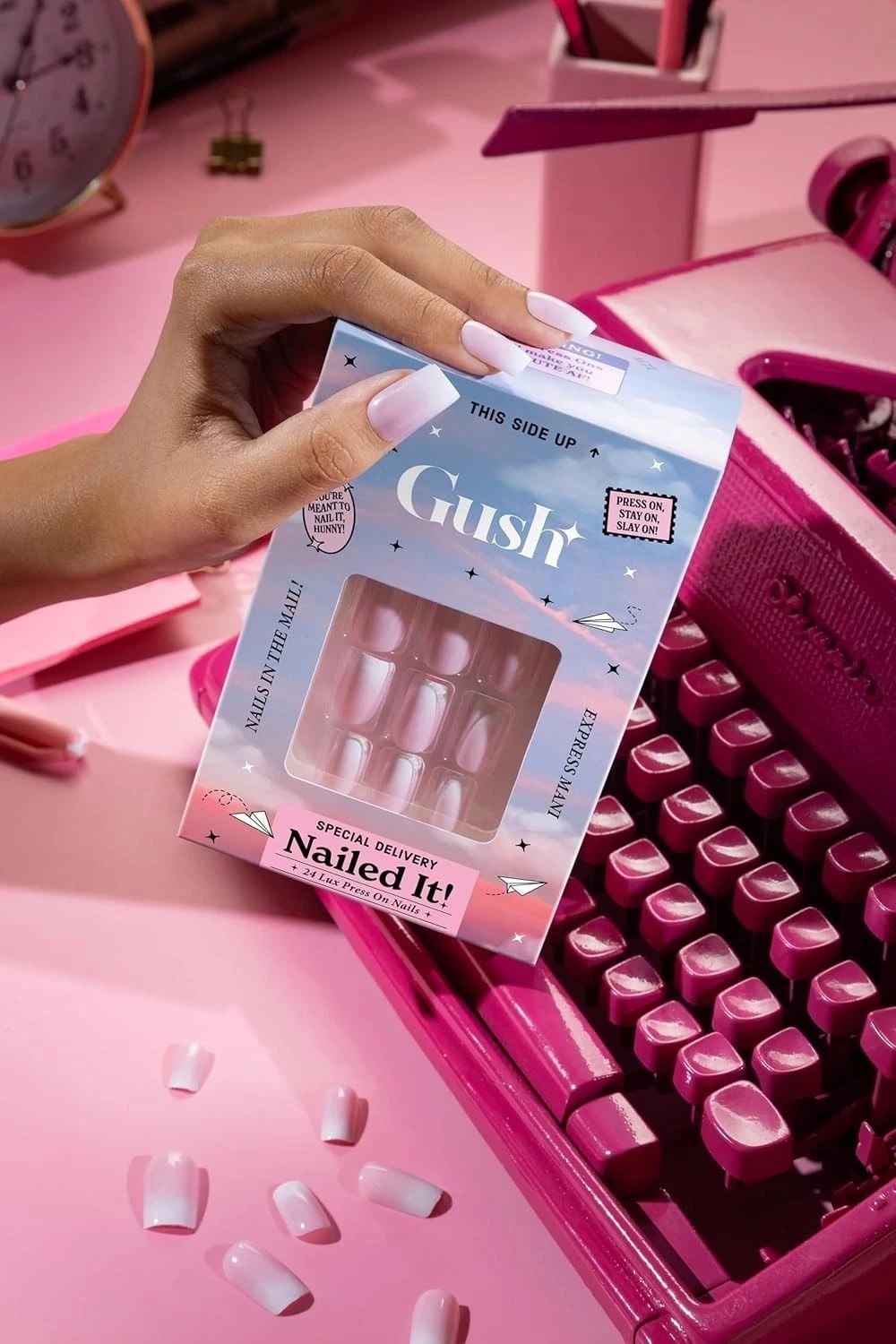 Gush Beauty Press On Nails | Reusable Extensions | Artificial 24 Nails Set D302