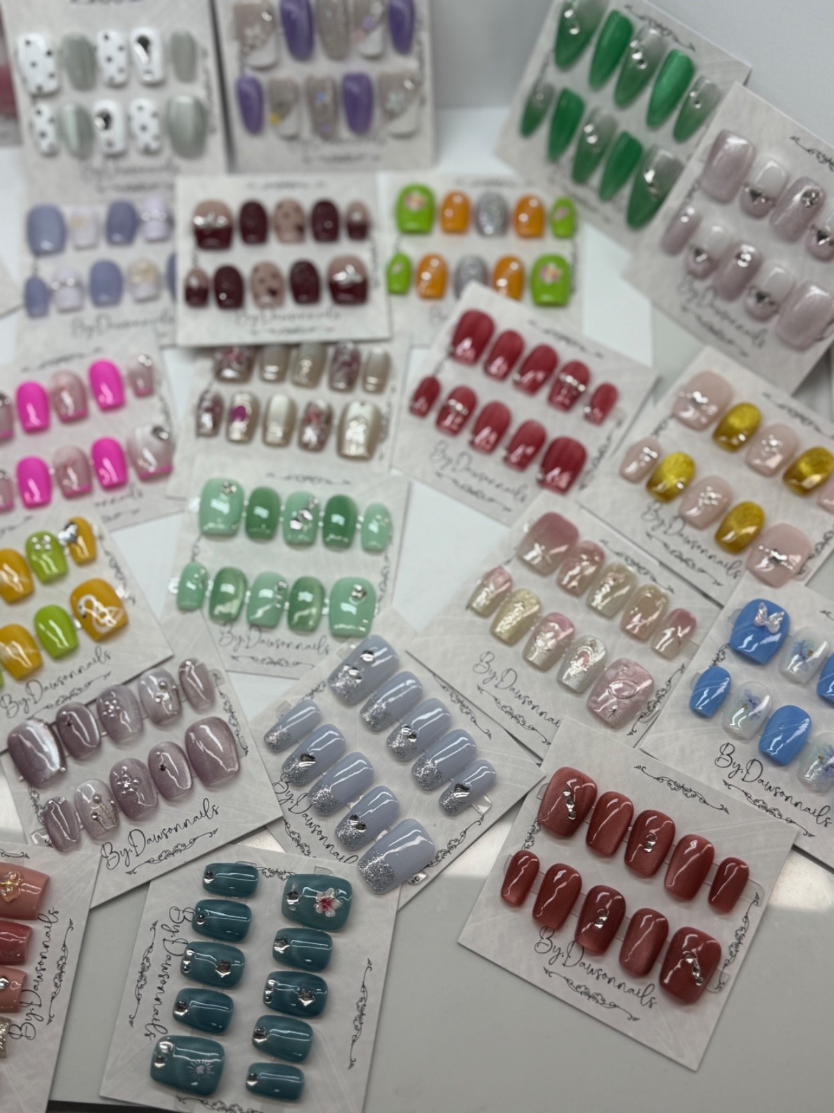GRAB BAGS 4 pairs RANDOM DESIGN HANDMADE NAILS 3D collection sz Medium Short LOT