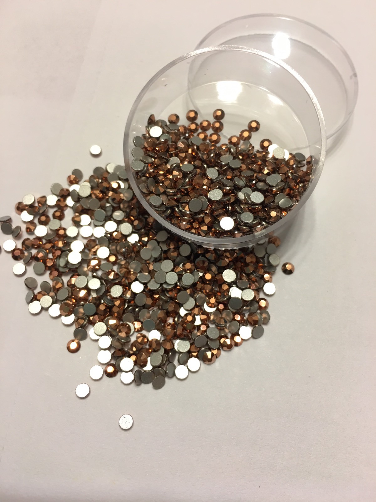 diamond cristales para uñas varios tamaños y colores 1440pz en cada contenedo