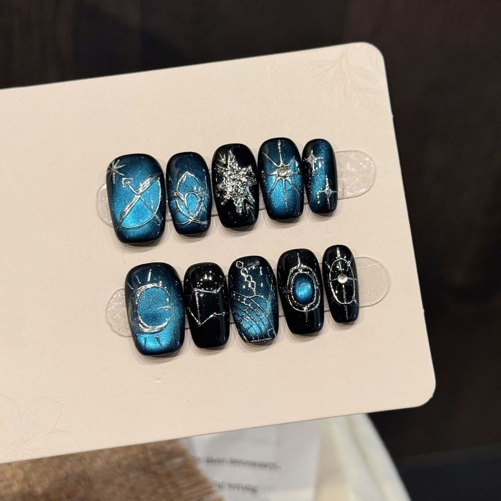 Handmade Fake Nail Abyss Blue Cat Eye Silver Sequin Hand-painted Press On Nail