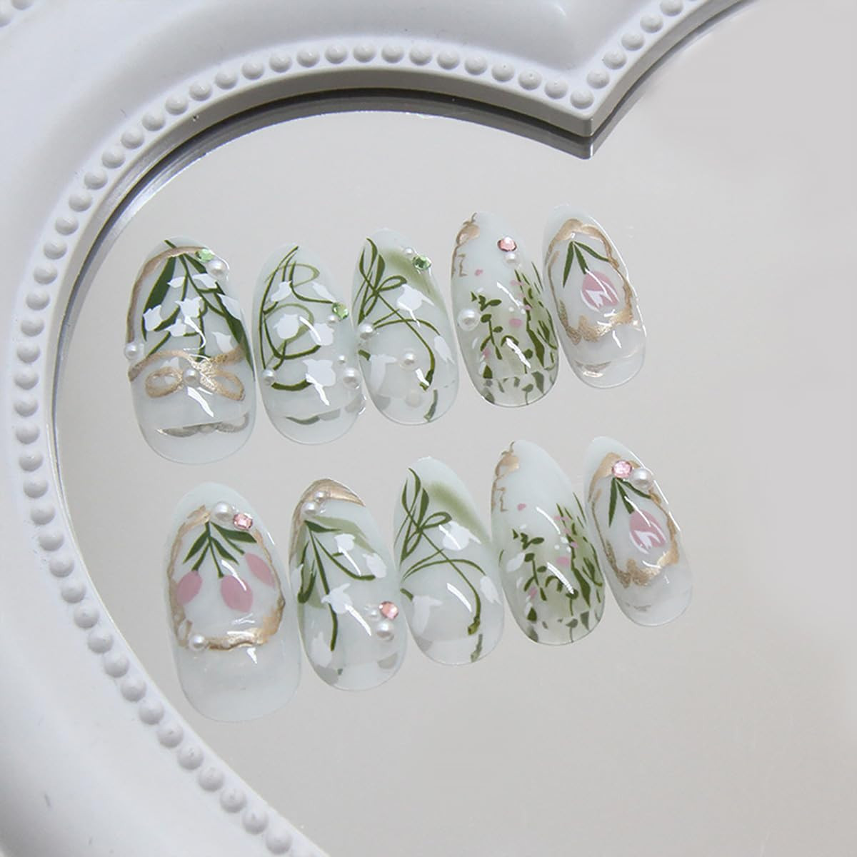 24Pcs Green Press on Nails Medium Almond Fake Nails 3D Pearl Rhinestones Design