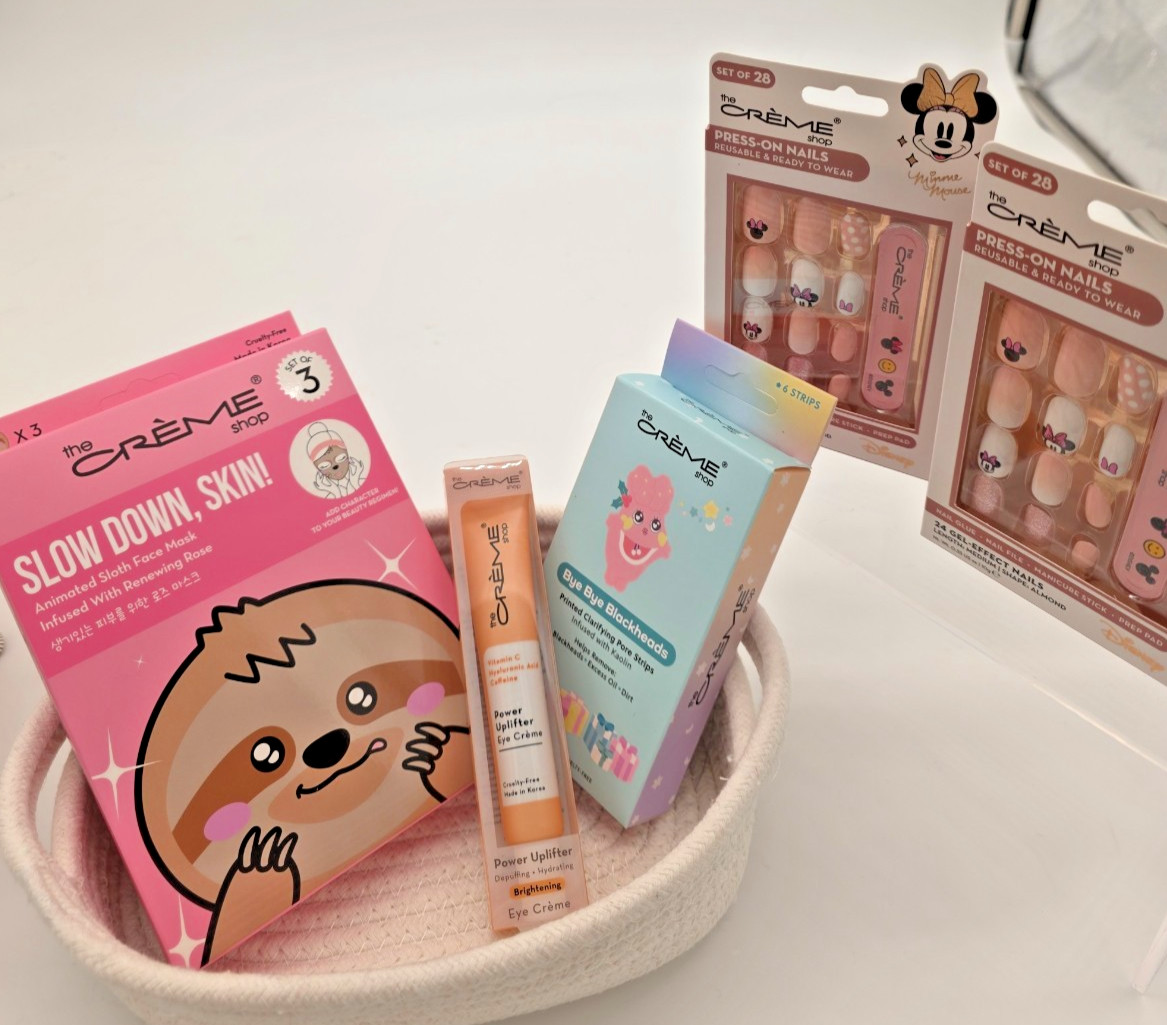 The Crème Shop Beauty Bundle Minnie Nails Sloth Face Masks Eye Crm Blackhead Str