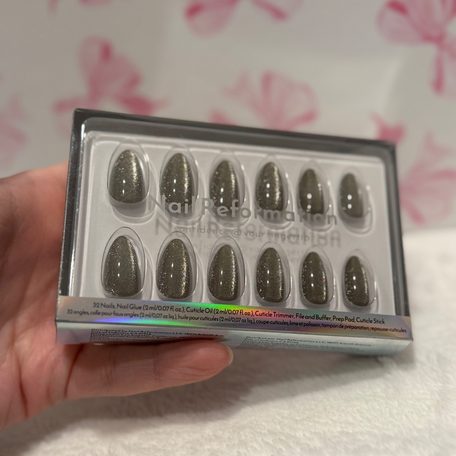 Nail Reformation Confidence at Your Fingertips 32 Piece Press On Nails Glitter