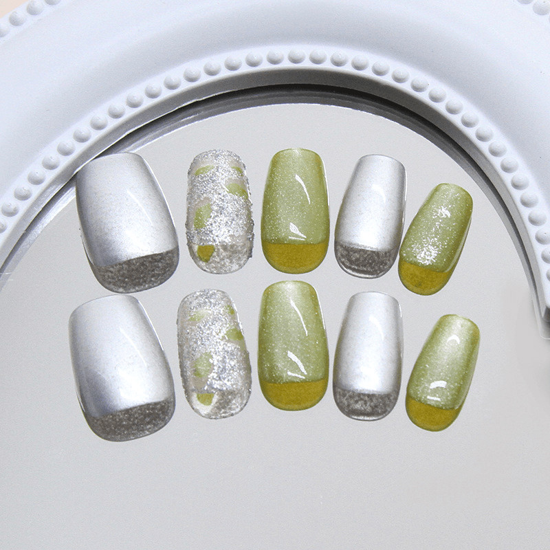 60pcs Short Square Press on Nails, Green Cat Eye Glitter Solid Color Nail Art