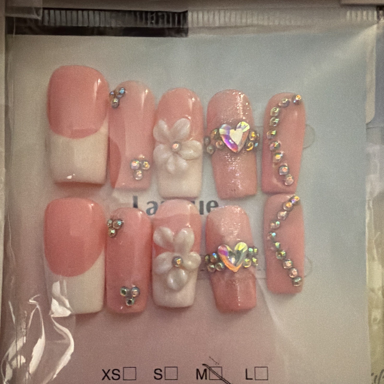 Press-On Nails Size Medium