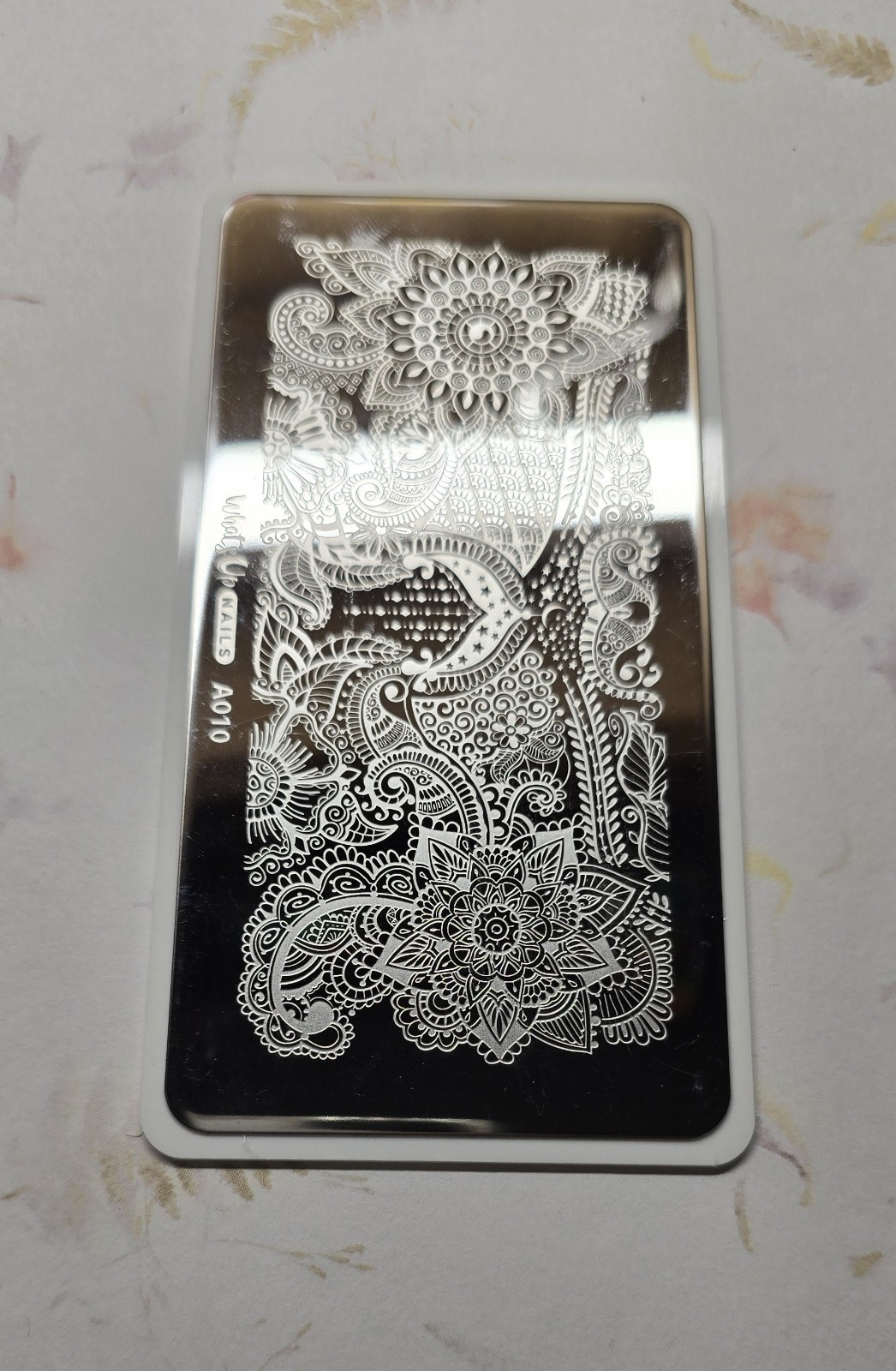 Whats Up Nails – A010 Floral Damask Stamping Plate For Stamped Nail Art Design