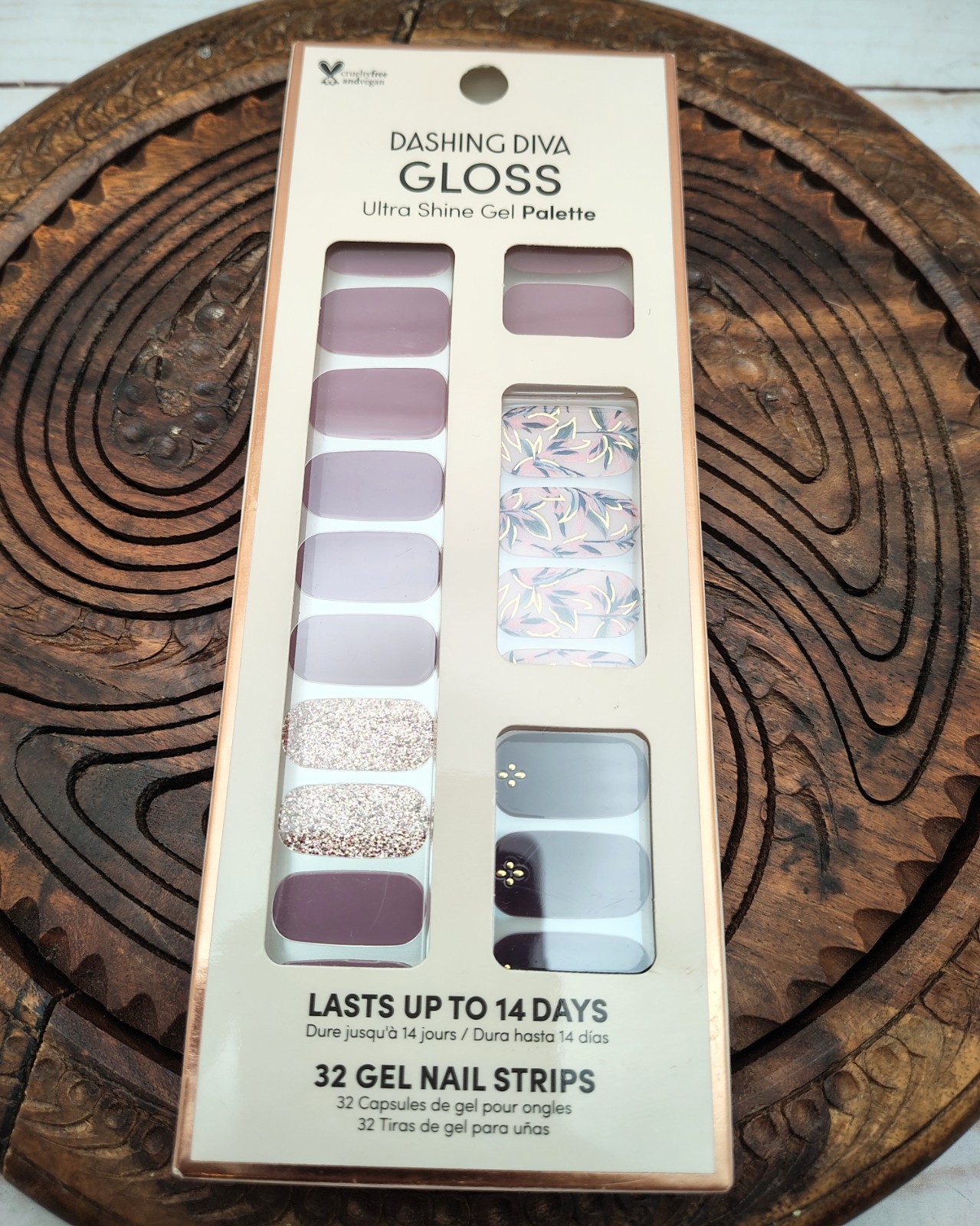 Dashing Diva Gloss Ultra Shine Gel Palette 32 Nail Strips GS303 Alpine Retreat