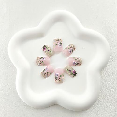 Square Press on Nails Short False Nails with Floral Leaf Design French Tip