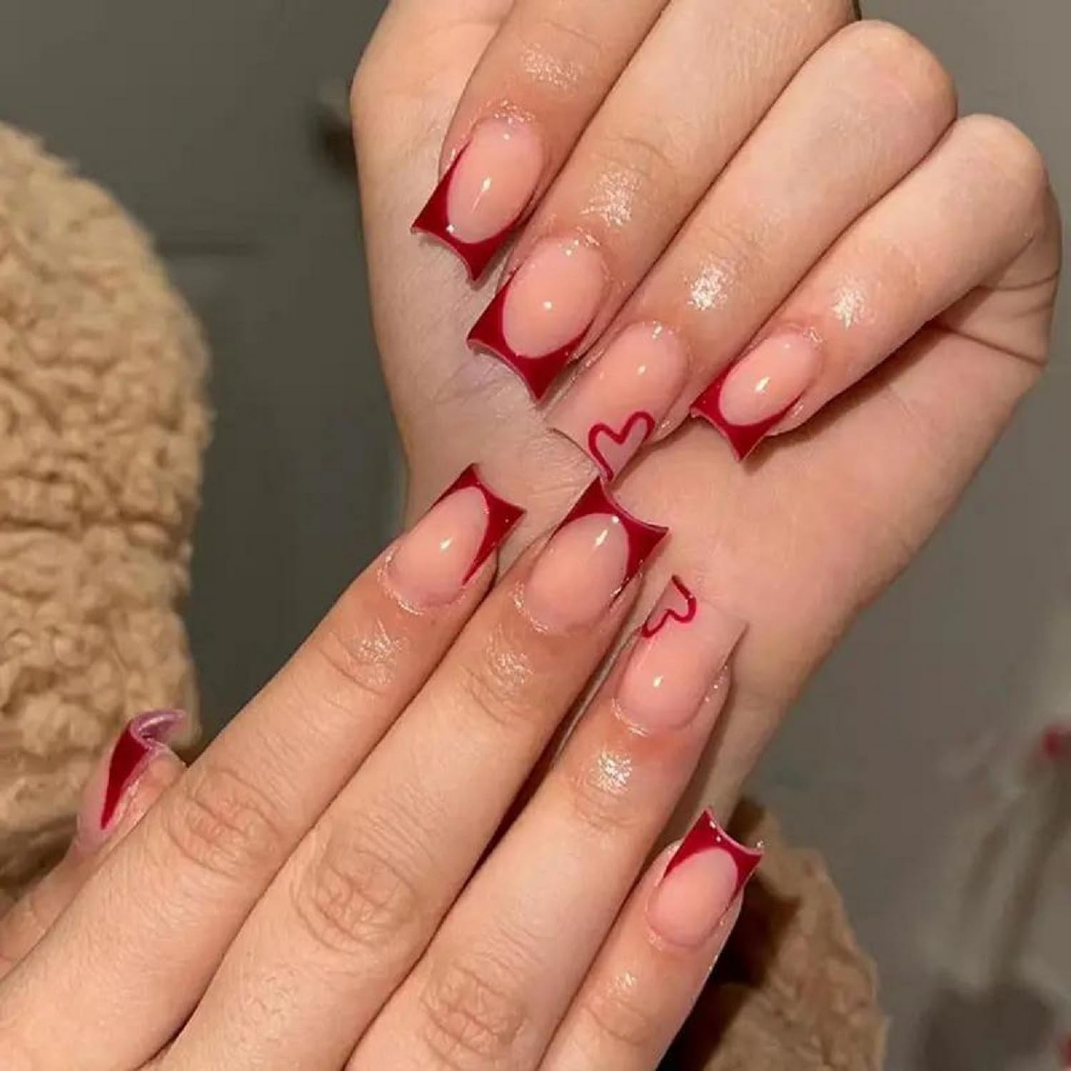 24Pcs Valentine’s Day French Tips Press on Nails – Short Square Fake Nails Wi…