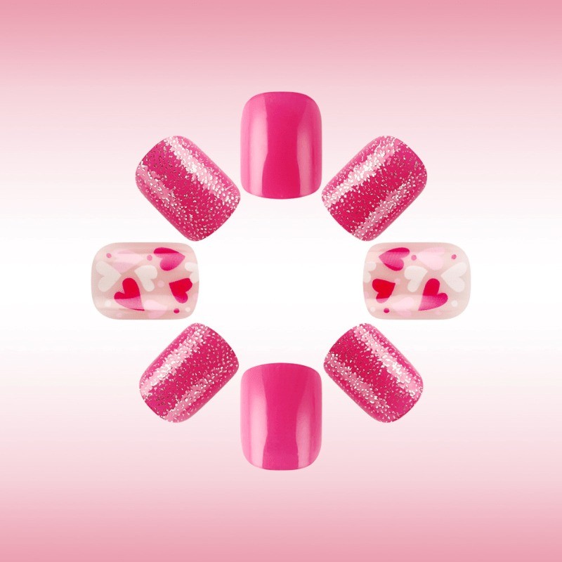 48 Pcs of Pink Heart-shaped Nails – Short Oval, Smooth and Removable Fake Nails