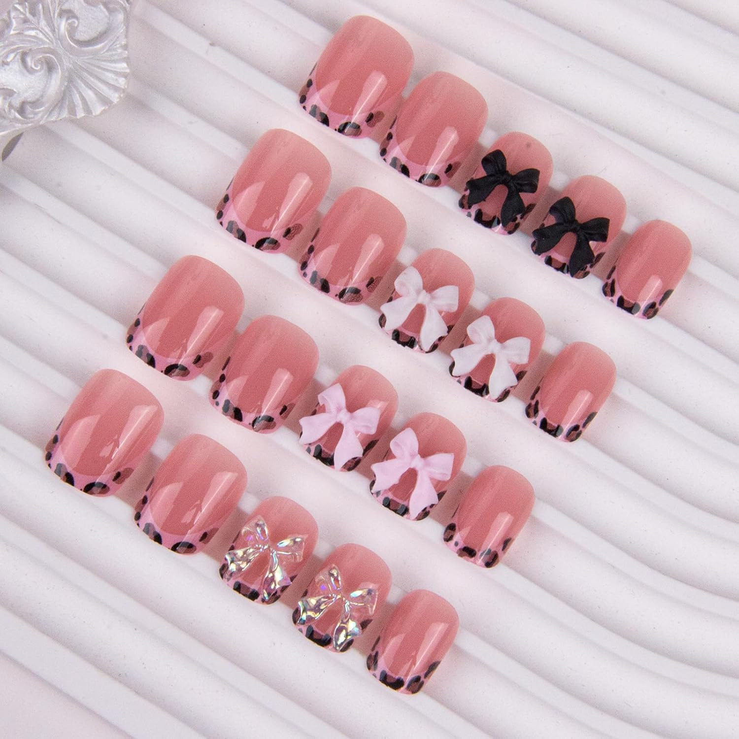 4Packs 96Pcs Pink French Tip Press on Nails Shrot Square Fake Nails with Bow Des