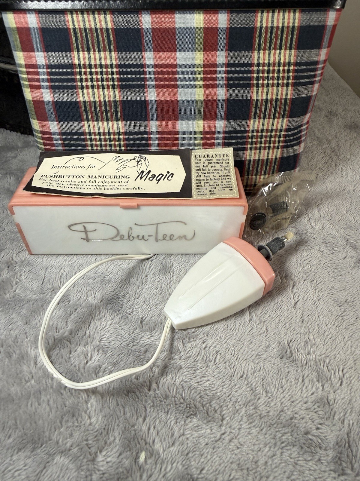 VTG Lady Manicure Push Button Manicuring Magic By Debu-Teen 1960s