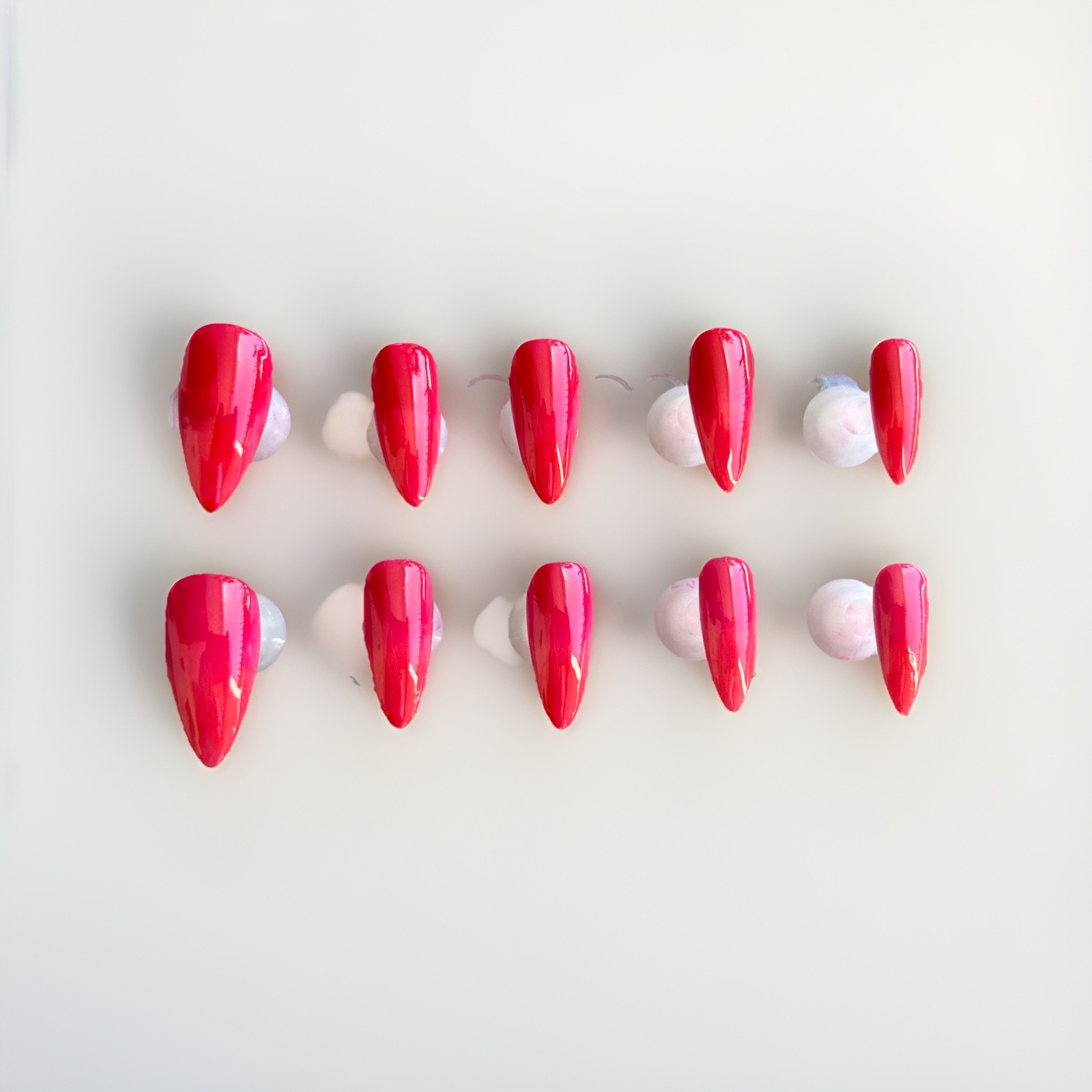 Cute pink ombré nail set