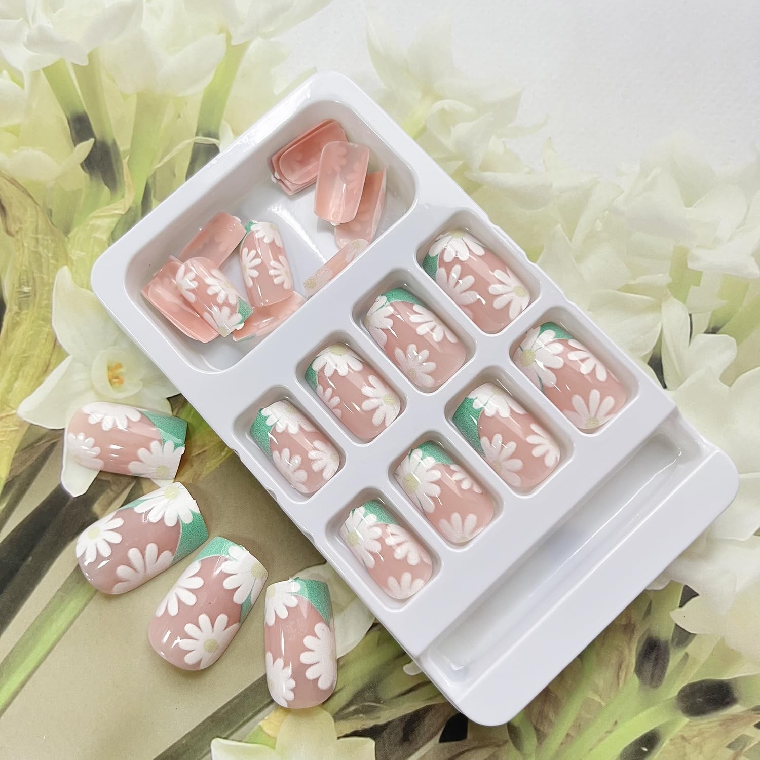 Flower Press on Nails French Tip Fake Nails with Designs Daisy Stick on Nails…
