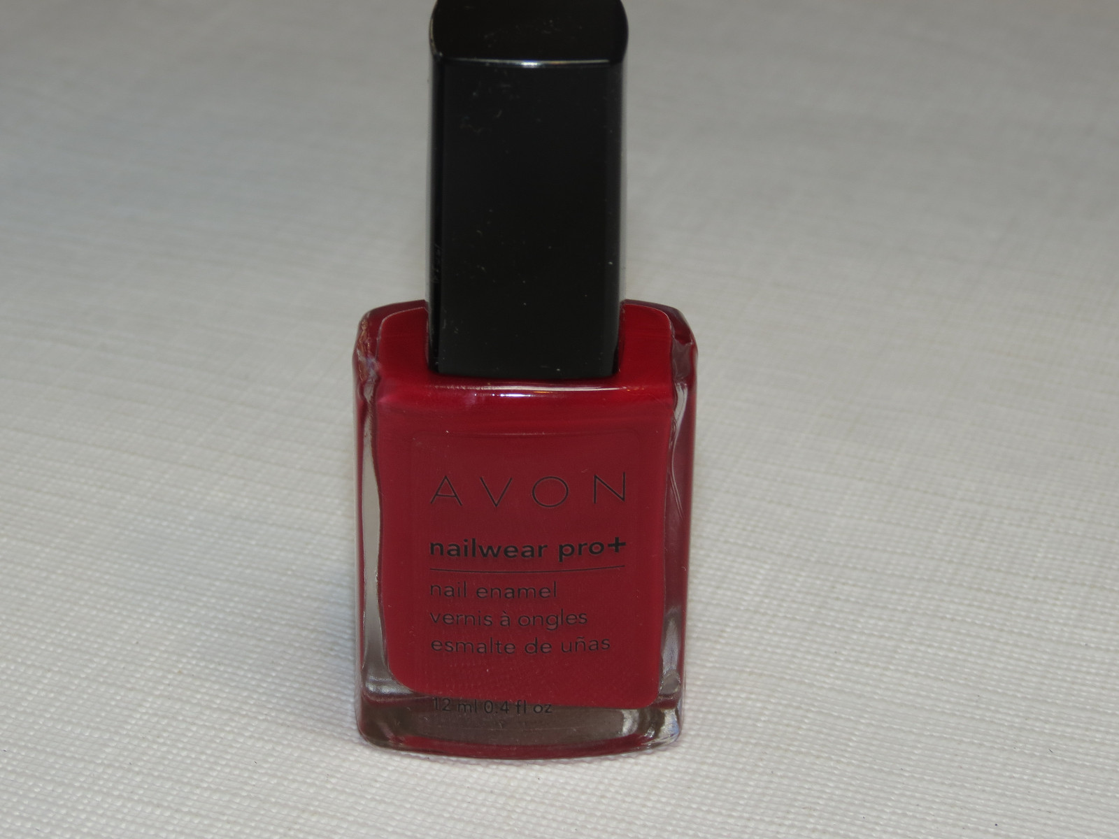 Avon NailWear Pro+ Nail Enamel Szlng Red 12 ml 0.4 fl oz nail polish mani pedi;;