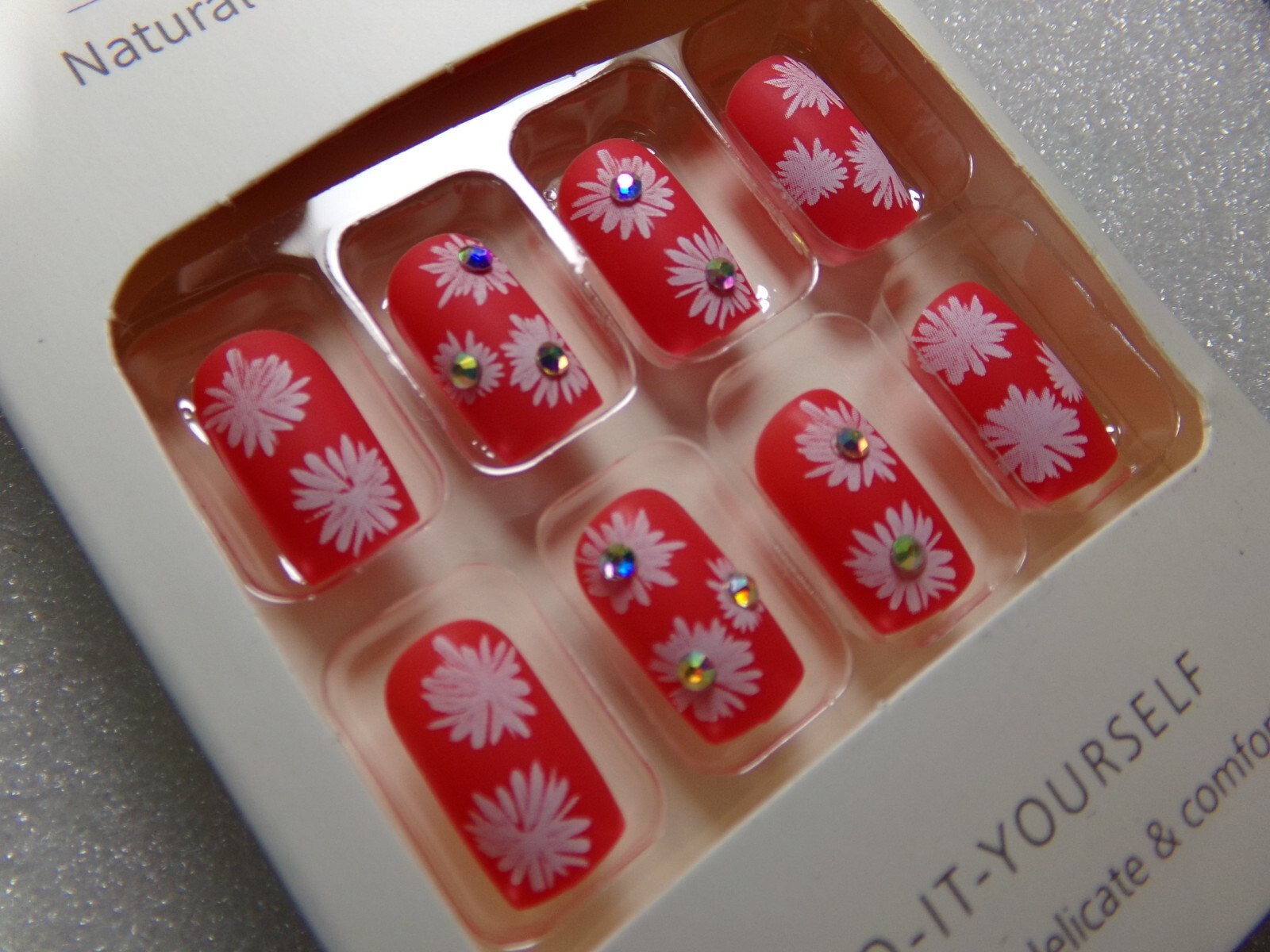 Do it yourself NAILS GLUE ON Matte Red with White Flowers & Gems Medium LENGTH