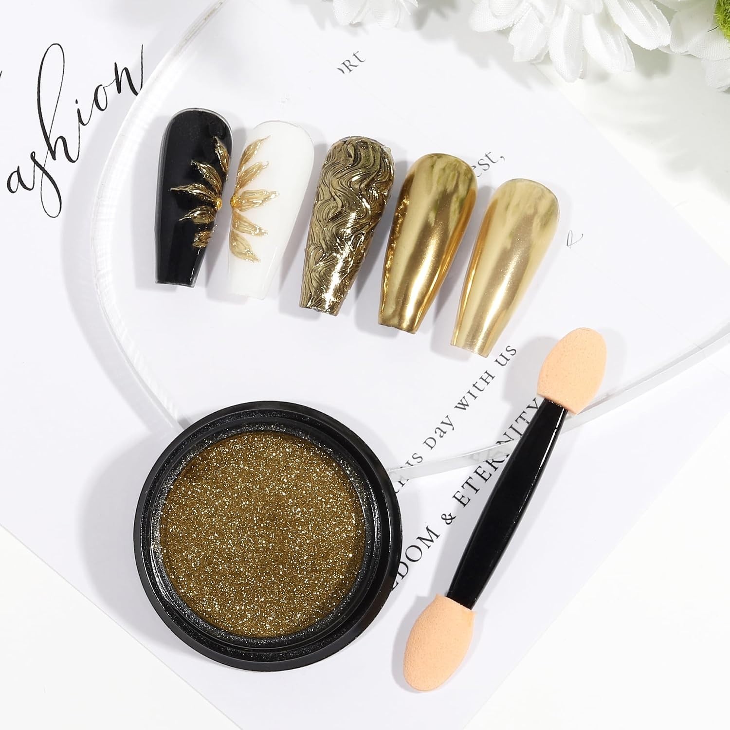 Pearlescent Light Gold Nail Art Powder – Fine Chrome Pigment for Unique Effects