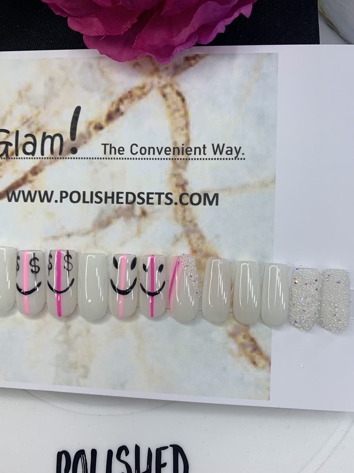 press on nails| Medium Smiley Milky White Set