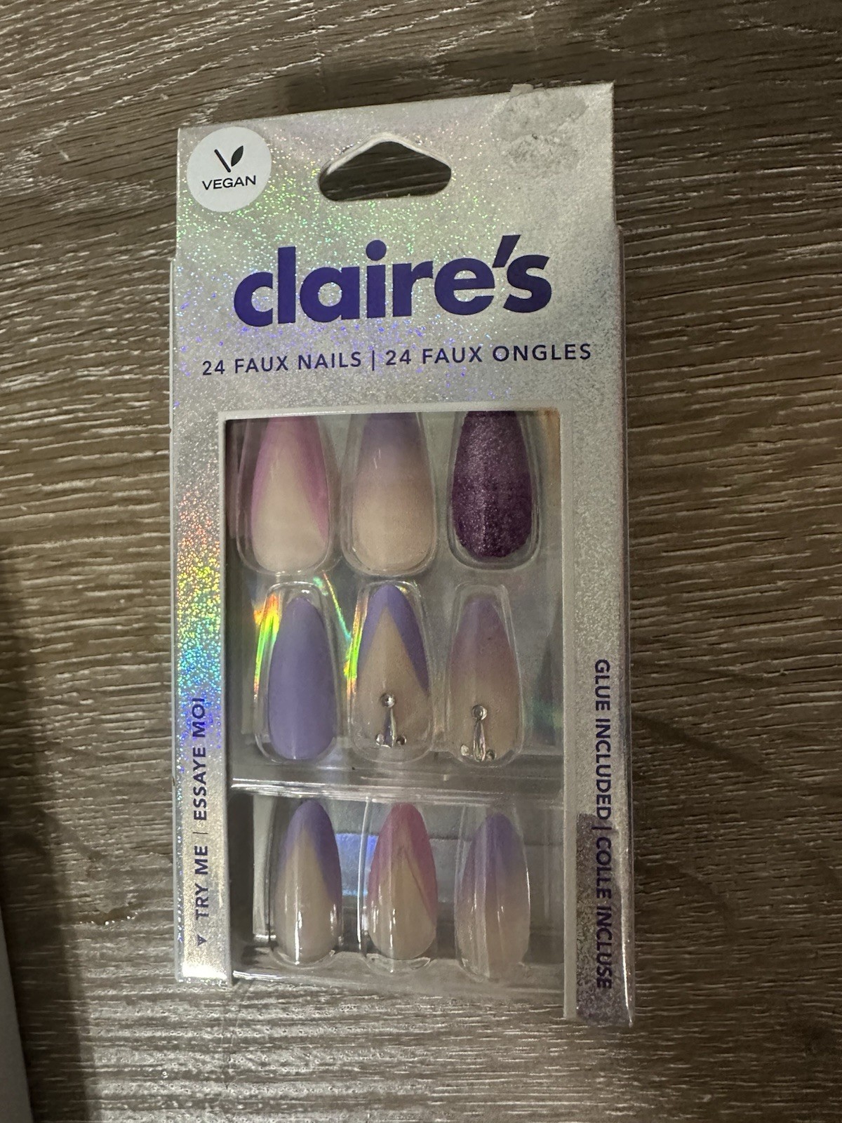 Claire’s Faux Nails. 💅 24 Nails In Each set Plus Glue. New!