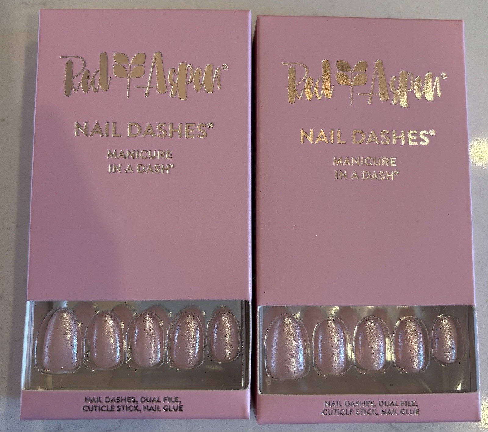 Red Aspen Nail Dashes Press-On Nails Glitter Me Pink, Paisley Short Almond (2)