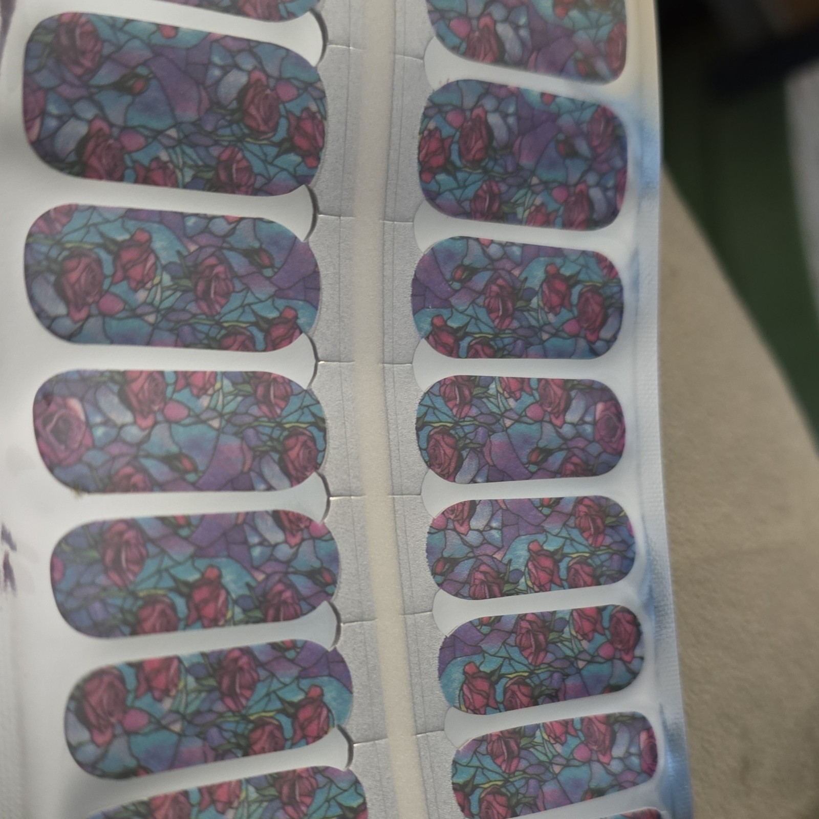 Roses / Stain Glass Floral – Nail Wraps – Full Cover PreDesigned Purple Red Blue