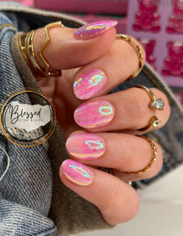 Red Aspen Press On Nails- Bubble Trouble, Bria Short Almond Pink