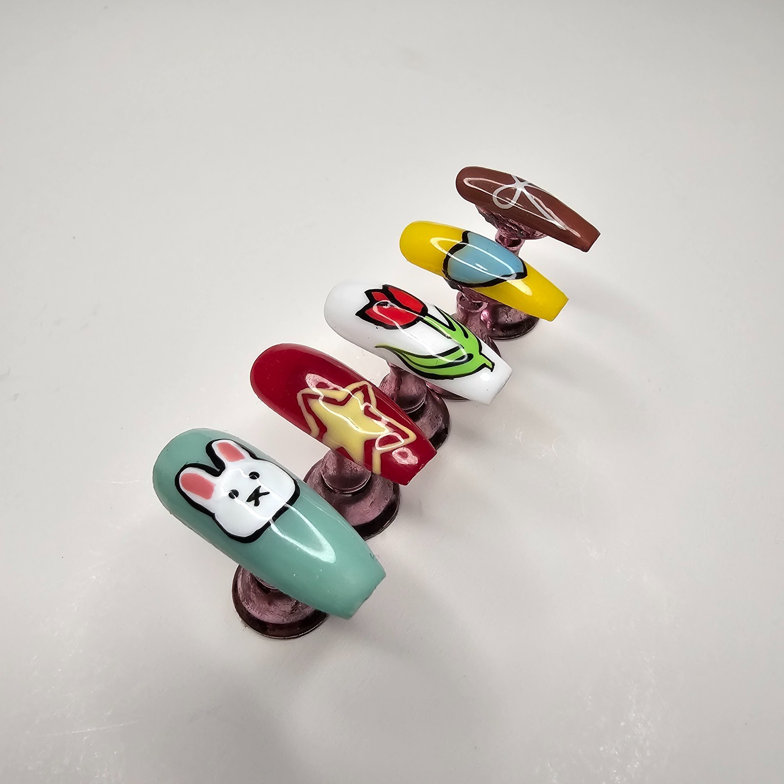 Press-On Nail Set #54: 2000’s Spring