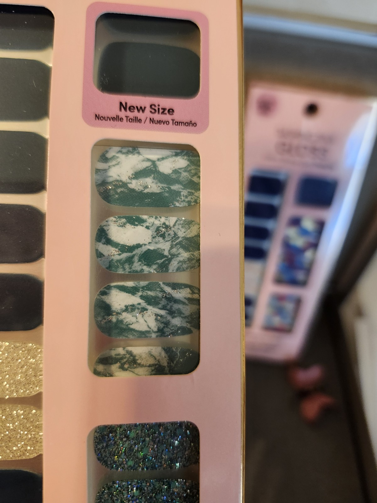 Dashing Diva Gloss Ultra Shine Gel Nail strips Lot 32ct Each Ivy Opal Fancy That
