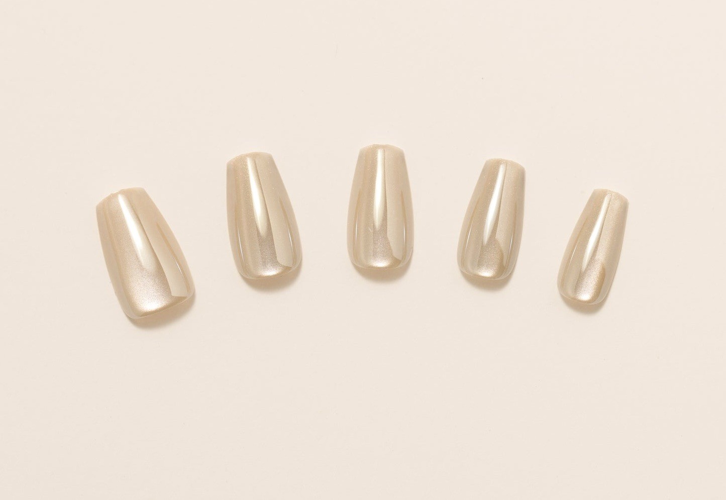 Nail Reformation Signature Nail Box Glazed Over 5 Sets of 32 Press-On Nails 160