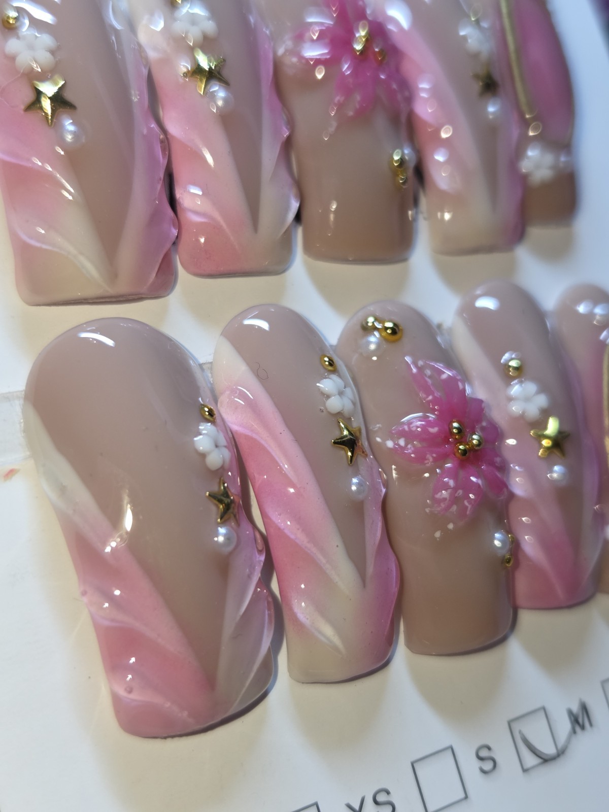 Press On Nails Handmade Medium Curvenails Nude Pink Themed Matching Flowers