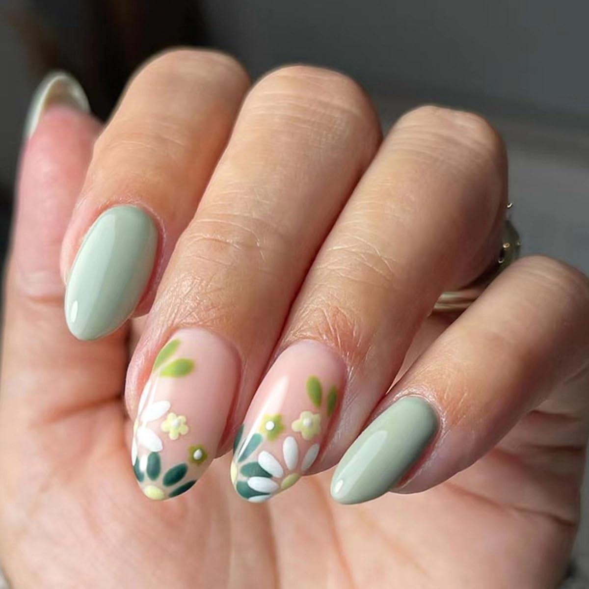 Expressive 144 Pcs Floral Almond Press On Nails Set – Quick & Easy Application