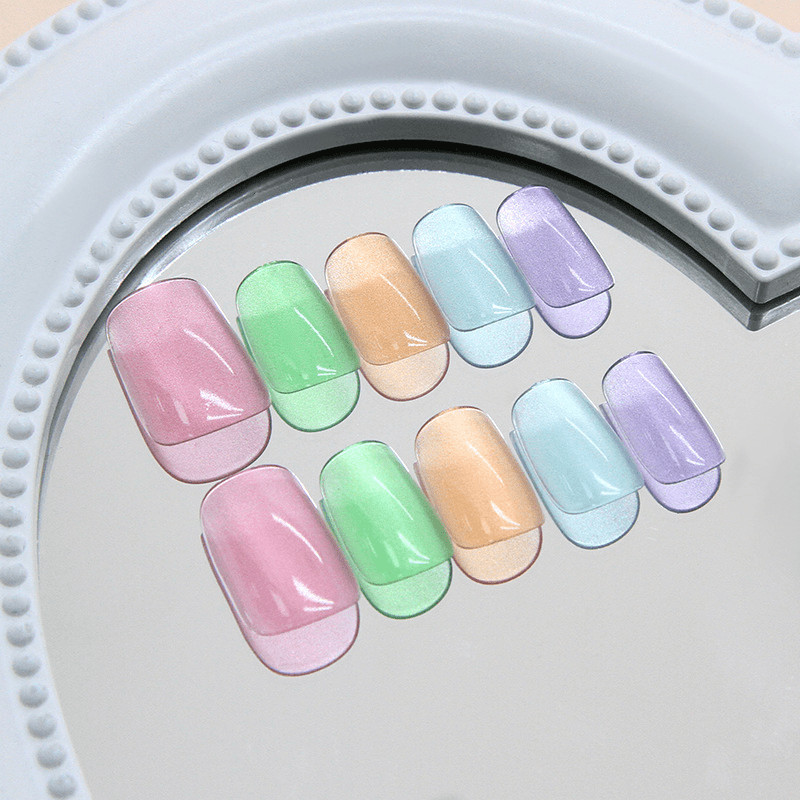60pcs Short Square Press on Nails, Multicolor Gradient Cat Eye Glitter Nail Art
