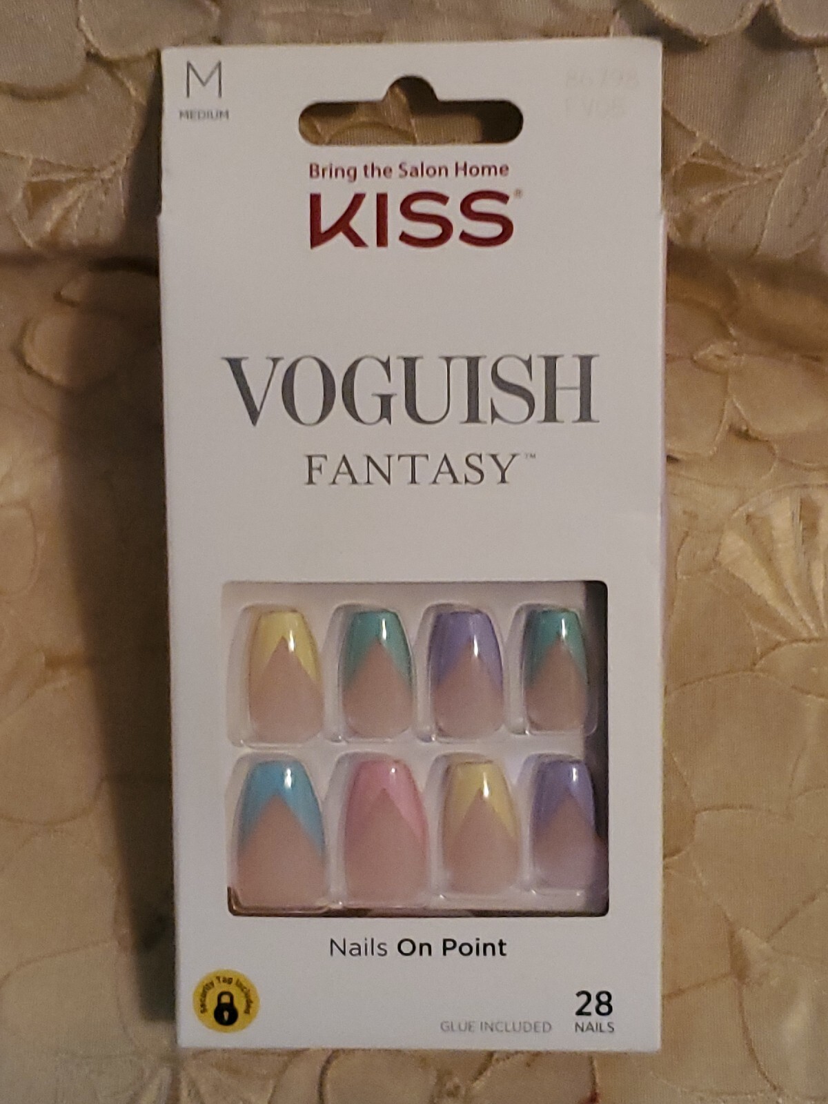 KISS-VOGUISH-FANTASY-86798 FV05-MEDIUM LENGTH-COLORED TIPS/NEW/BOXED