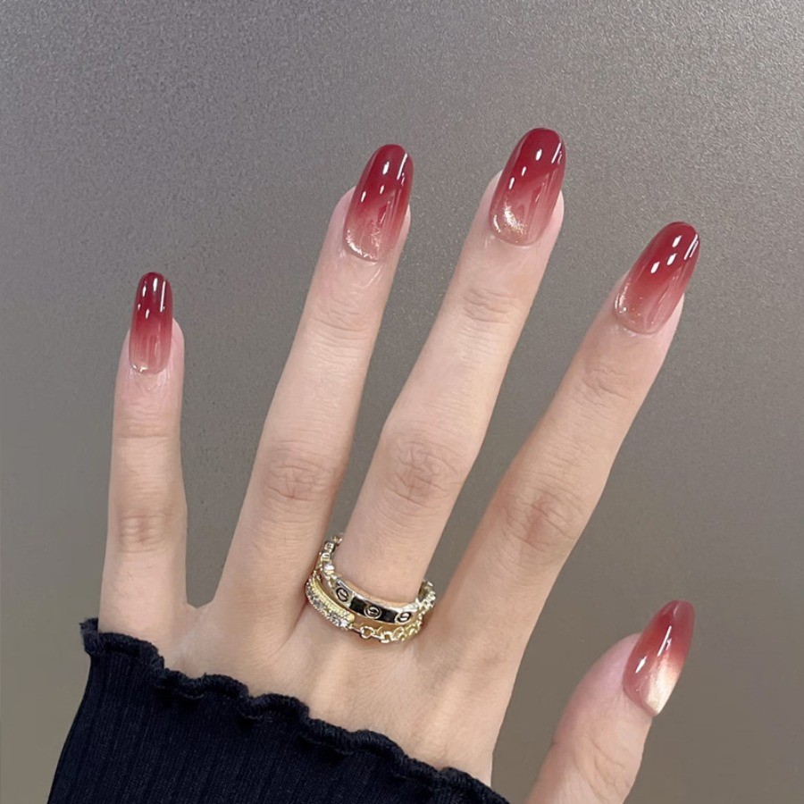 60pcs-Elegant Red Ombre Press on Nails, Glossy Almond Shape, Timeless Design
