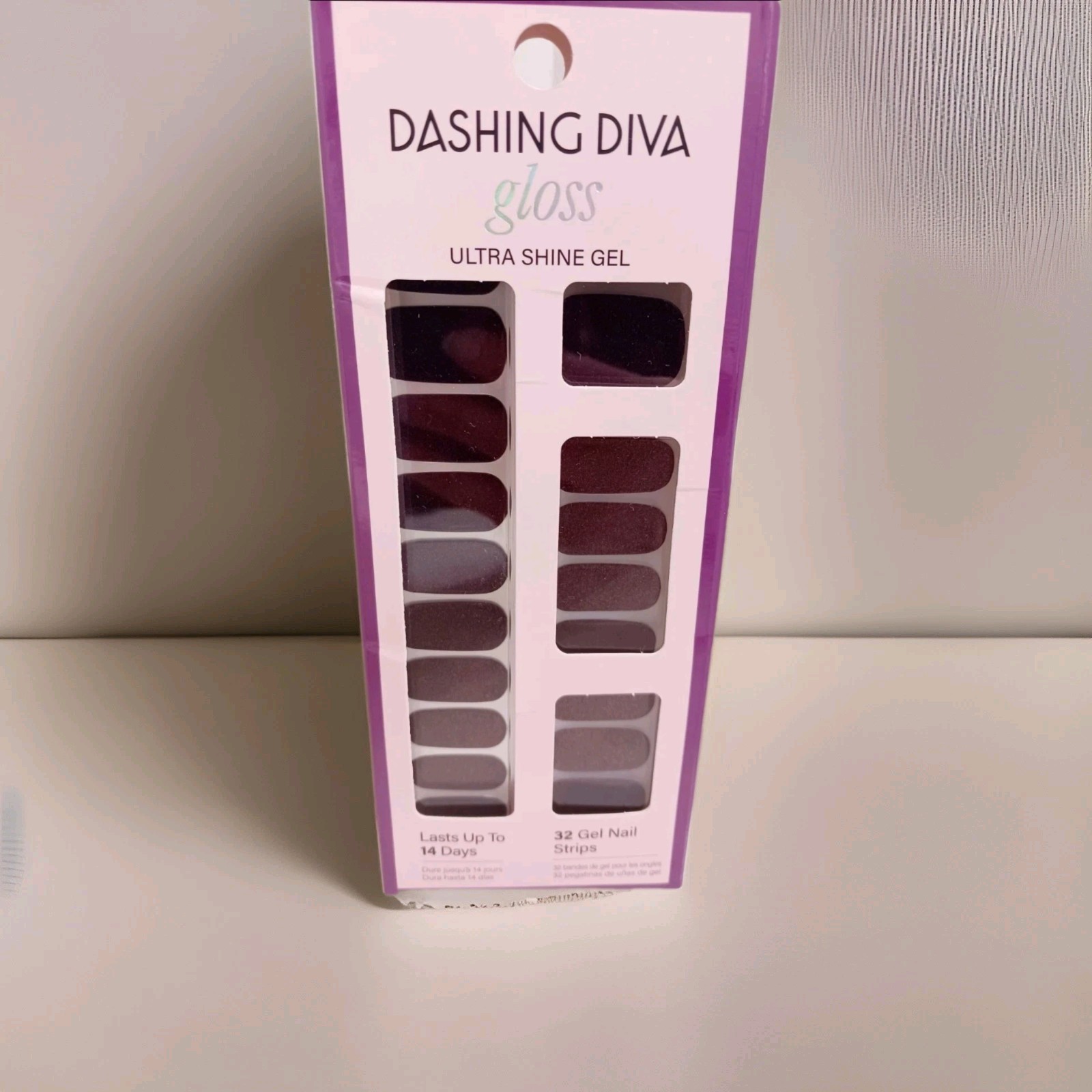 Dashing Diva FIG POP Ultra Shine Gel Palette 32 Nail Strips Manicure Kit NEW Box