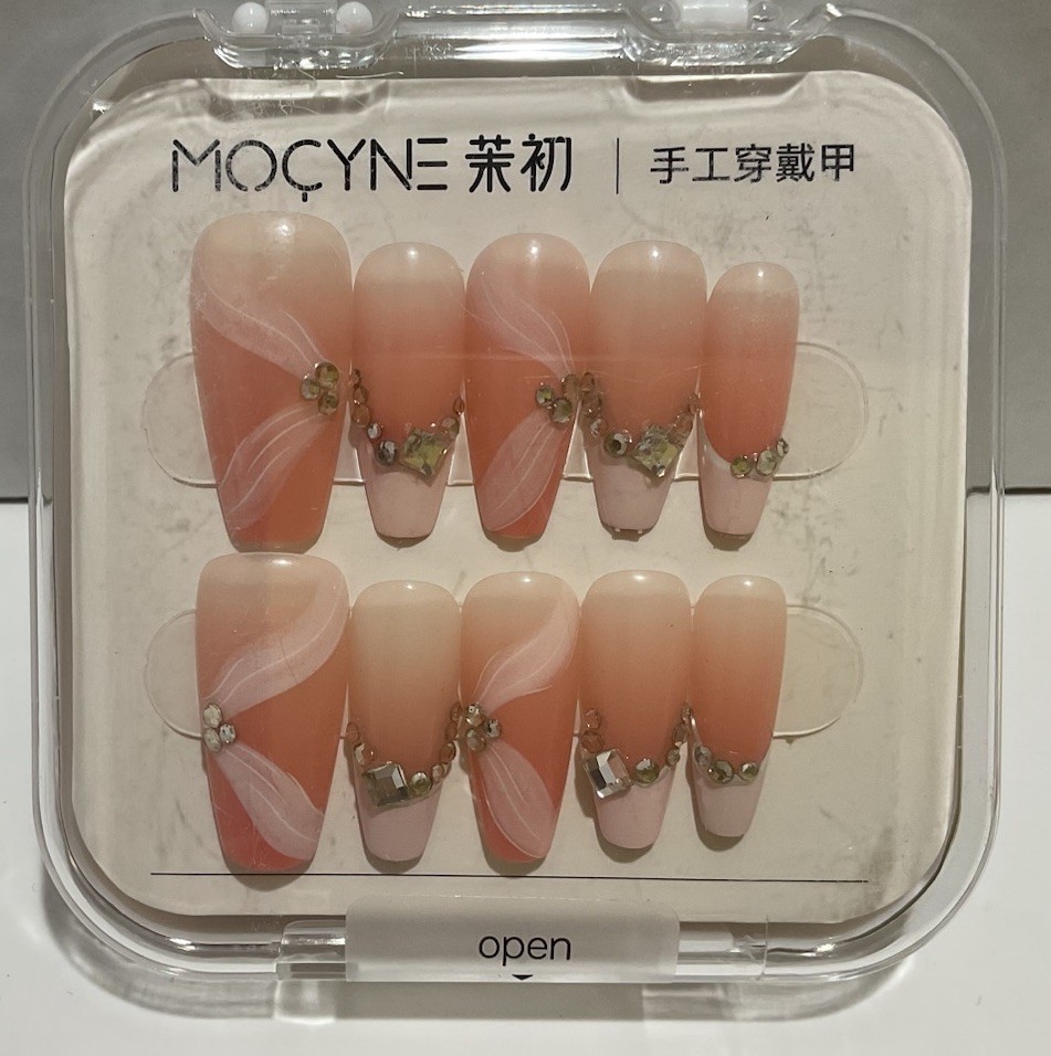 Mocyne Nails Pale Pinks With Silver Accents/Rhinestones Press On With Stickers