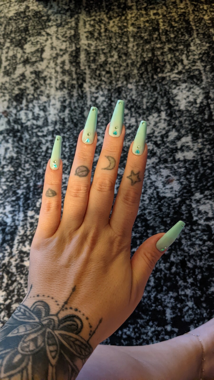 Handmade Press on nails love blues. Msg with size xs/s/m/l or custom 