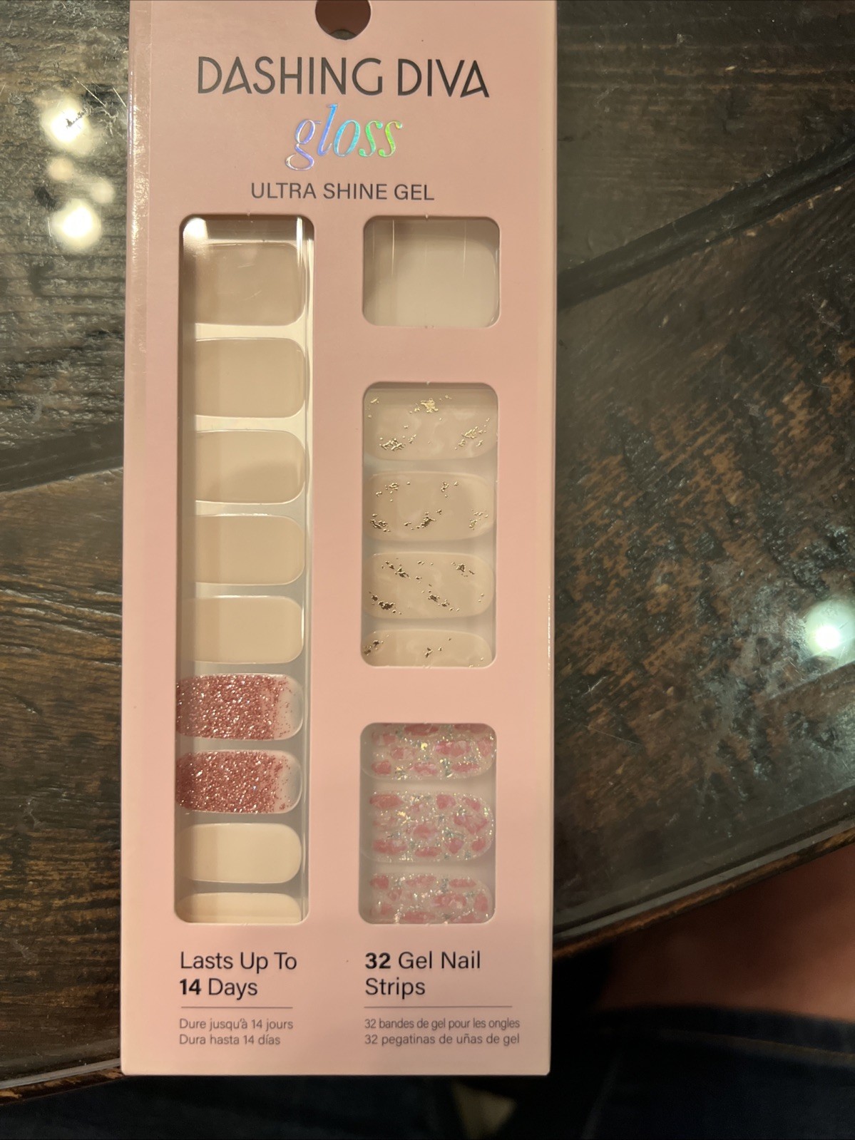 Dashing Diva Gloss Ultra Shine Gel Palette 32 Gel Nail Strips, Crystal Clear