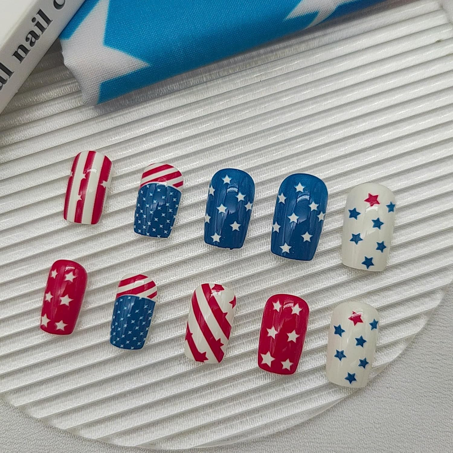 4Th of July Press on Nails Medium Square Fake Nails with Stars American Flag Des
