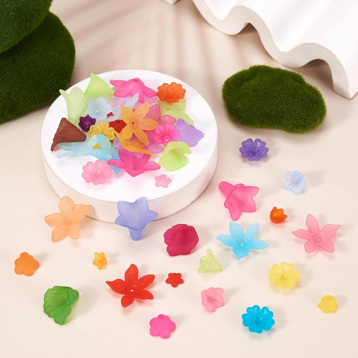 400Pcs Mixed Acrylic Flower Beads Caps 8 Style Colorful Frosted Floral Spacer Lo