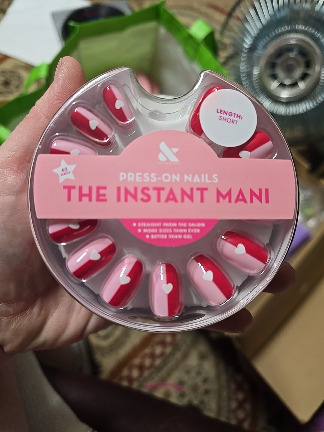 The Instant Mani Press On Nails Length Short 42ct Red Pink Hearts Glue Prep Pad